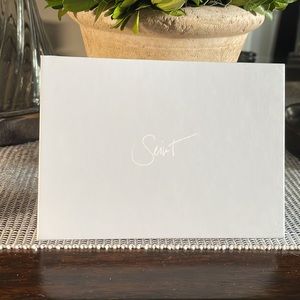 SEINT Pale Blue No 12 Pallet